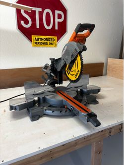 12” sliding Ridgid compound miter saw