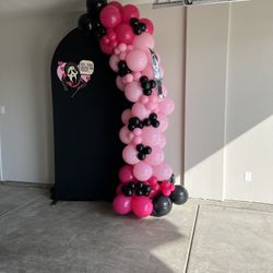 Balloon garland