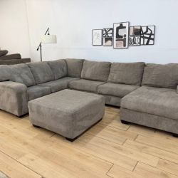 Ashley Ballinsaloe Gray 3pc Sectional Couch