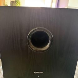 Pioneer subwoofer