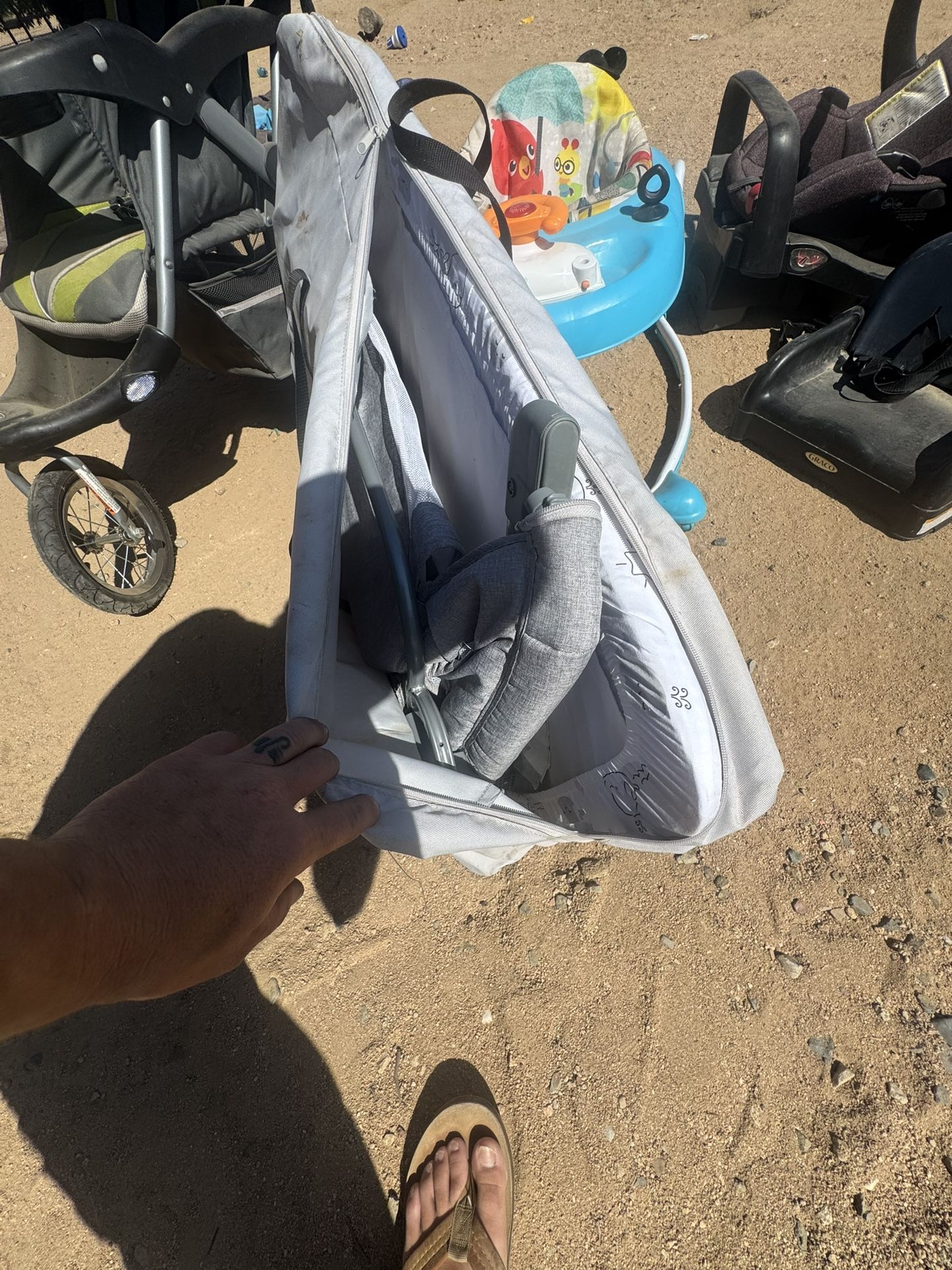 3-1 Toddlers Bed Baby Changing Table Bassinet