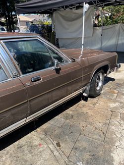 1987 Ford Crown Victoria