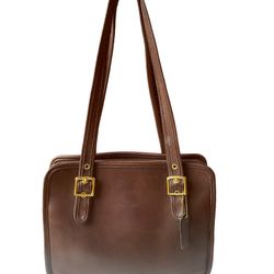 Classic Coach 9163 Brown Leather Shoulderbag Goldtone Hardware  good vintage condition, see photos, heavy leather, some light wear due to age  9"h x 1