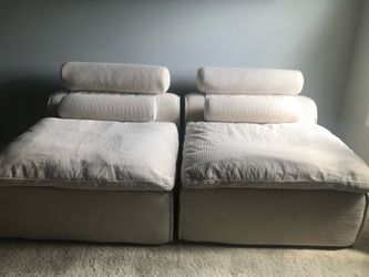 Small sectional sofa couch - like new