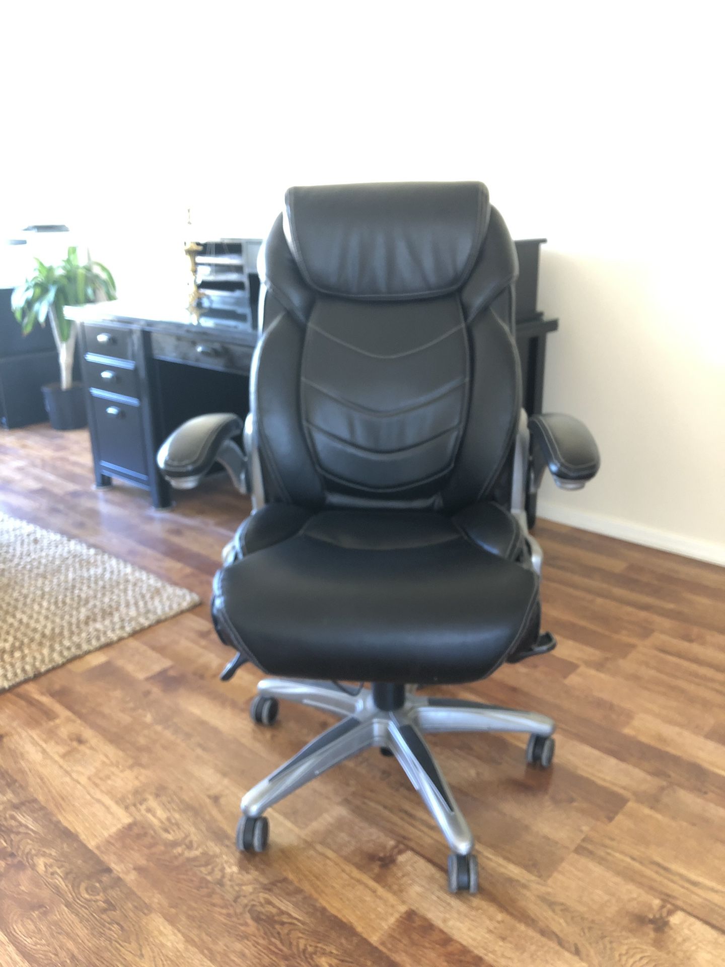 True wellness active lumbar executive office chair * High Quality