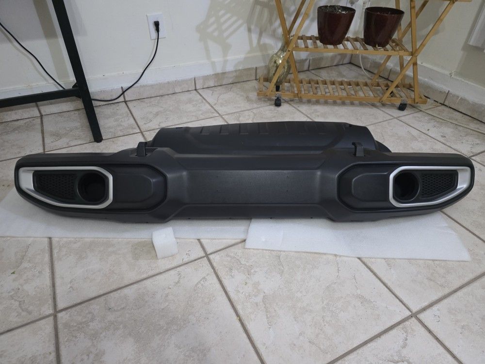 2024 Jeep Wrangler Front Bumper