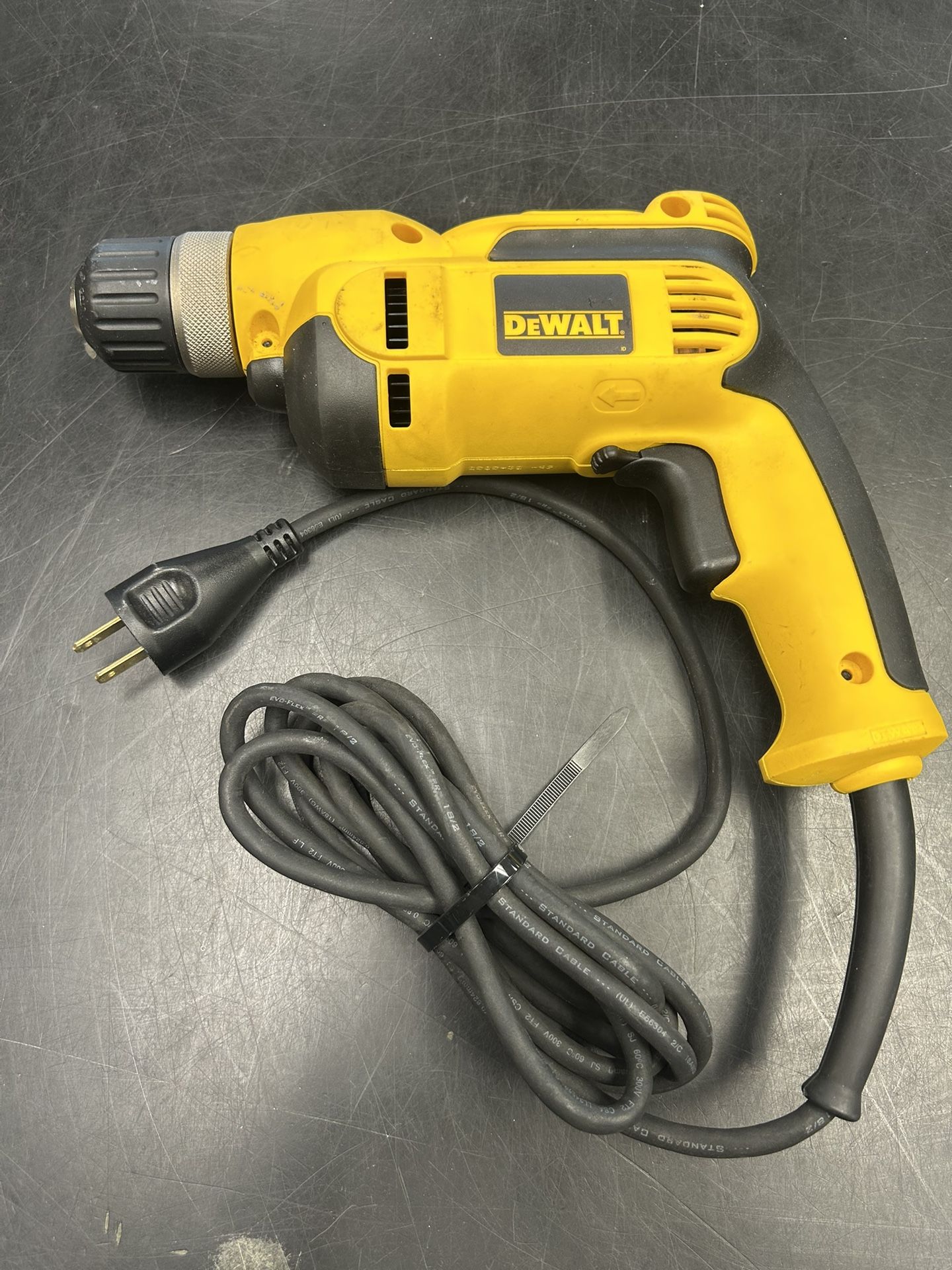 DeWalt DWD110K 3/8" VSR Pistol Grip Drill Kit with Keyless Chuck