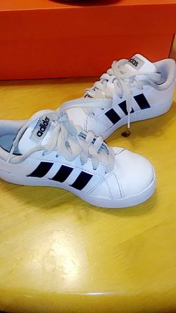 KIDS ADIDAS