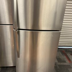 Whirlpool Top Freezer Fridge 18cf