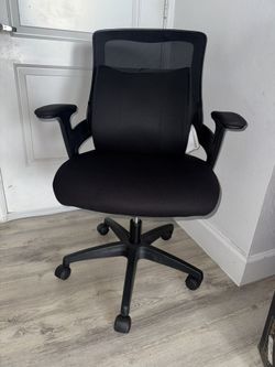 Office Chair Black With Back Support Cushion 