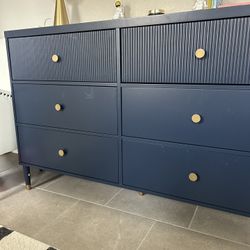 Cosmopolitan Living Elizabeth Dresser With Gold Knobs 