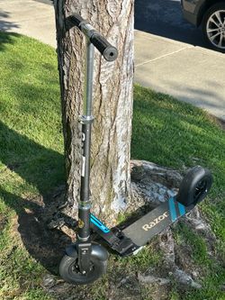 Adult Razor scooter with inflatable tires