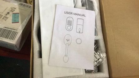 Smart t door lock
