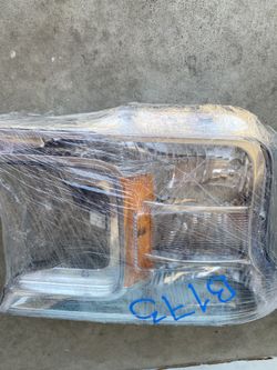 F150 2018-2020 passenger headlight