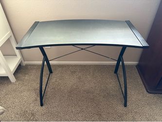 Modern Lightweight Computer Desk