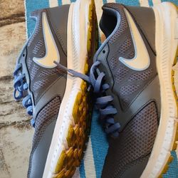 Nike cross trainer women's 7