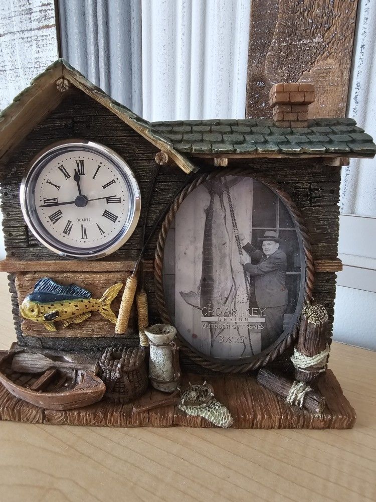 $10.00 - Picture Frame, Fisherman/Mountain Cabin Design!  Quartz Clock Included/3.5" x 5" Picture Insert - Almost New (Needs New Battery)