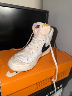 Nike Blazer Mid High-Top Sneaker