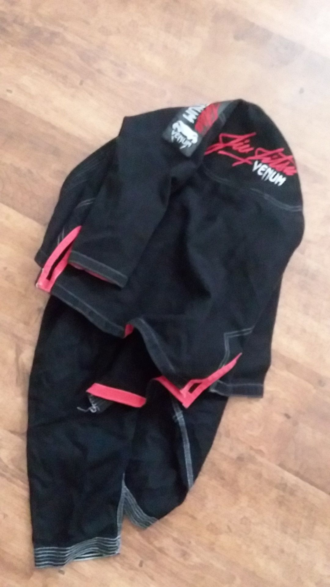Venom Youth Kids BJJ Brazilian Jiu Jitsu Kids Gi for Sale in Claremont