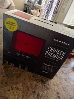 Crosley Bluetooth turntable 💖