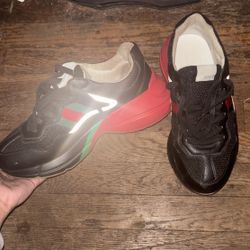 Gucci Rhyton Black , Sz 8.5