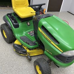 John Deere Tractor 