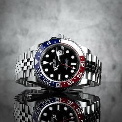 2026 BNIB/Unworn Rolex GMT-Master II “Pepsi” Full Set