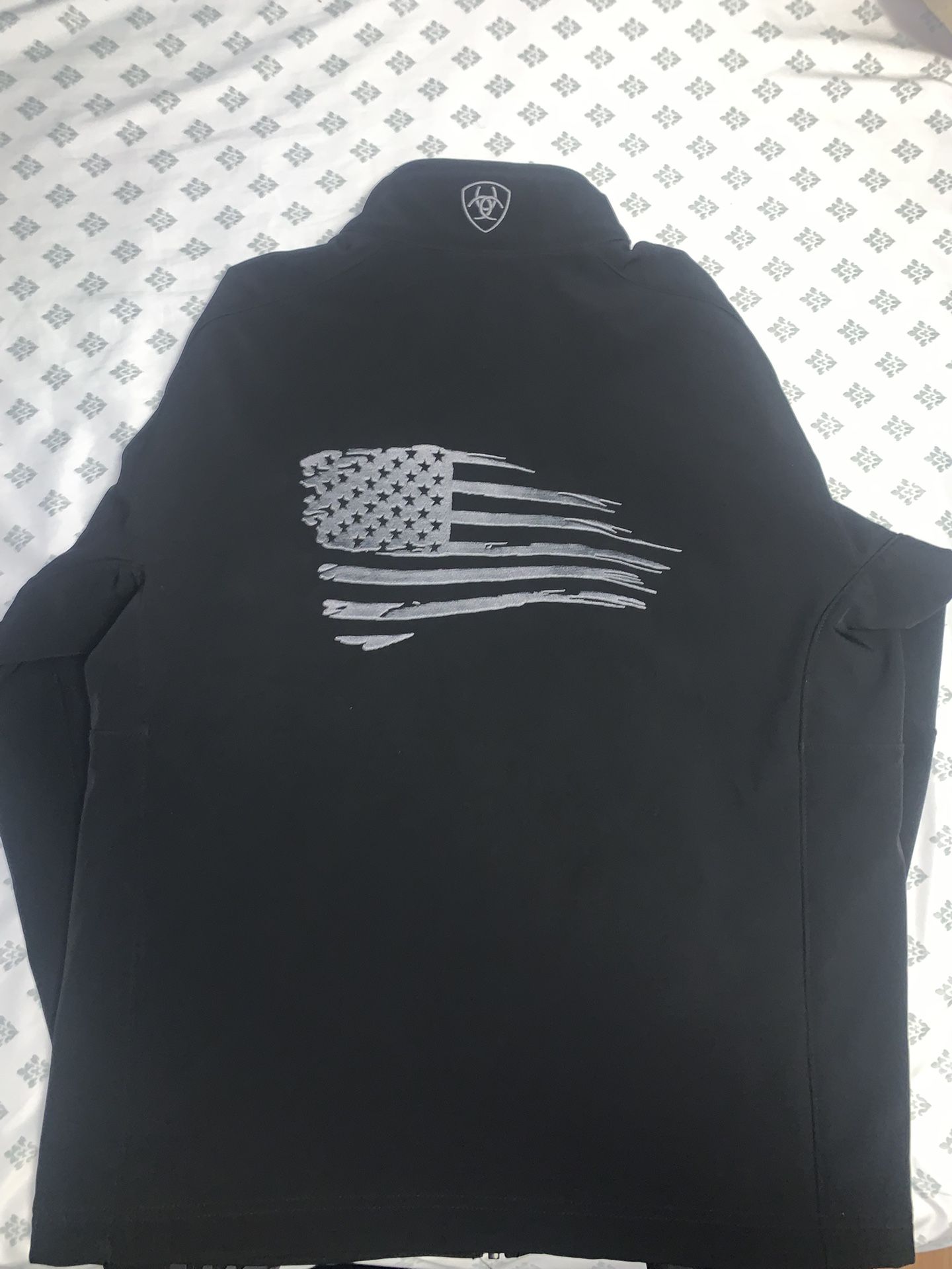 ARIAT Men's Logo 2.0 Patriot Softshell Jacket