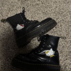 Hello kitty Dr martens platform boots