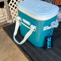 RTIC 20 Can Soft Carrier 