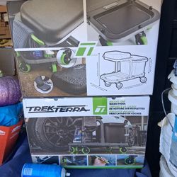 Rolling car, wash stool