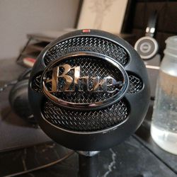 Blue Snowball ICE mic With Stand