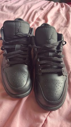 Nike Jordan 1 low tops- size 8 men