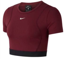Women’s Crop Top Small - New with Tags