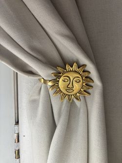 urban outfitters curtain holders