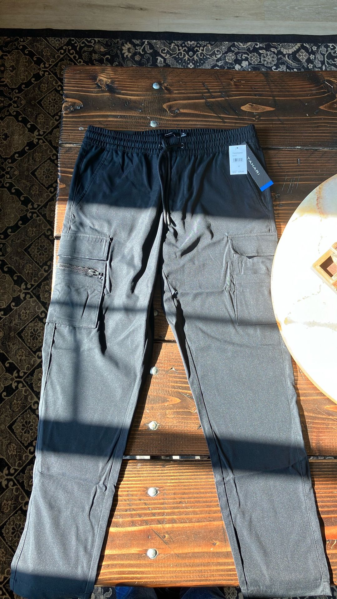 Brand New Tahari Men’s Jogger Cargo All Black Pants