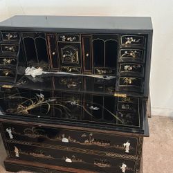Japanese Furniture 