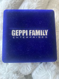 Geppi Family Enterprise’s Comic Collector Coin