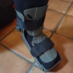 Orthopedic Boot