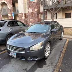 2010 Nissan Maxima 