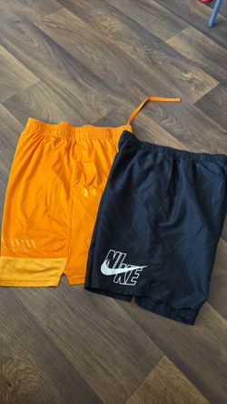 Medium shorts
