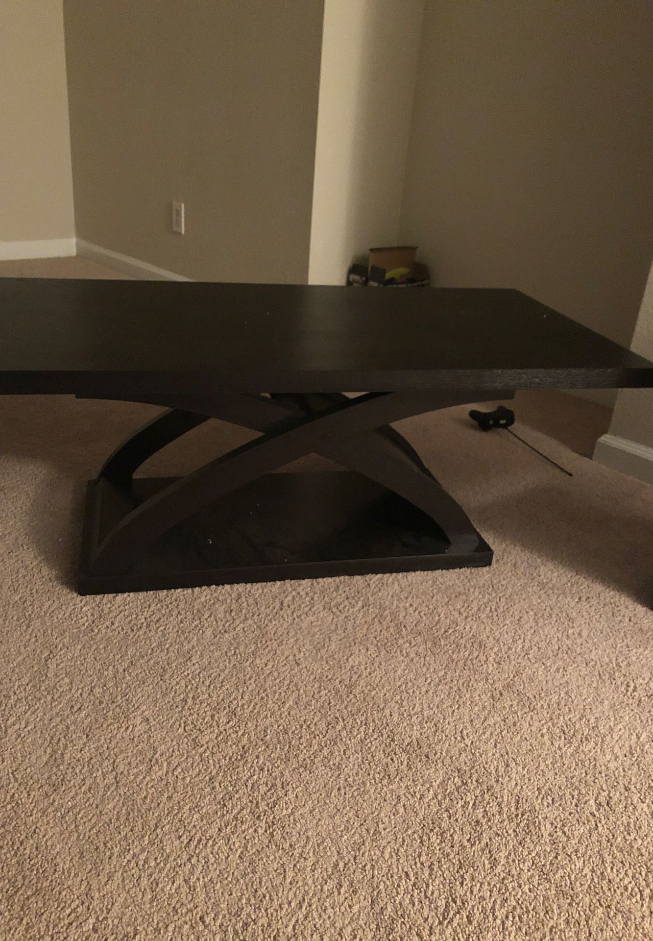 Coffee table (1 table)