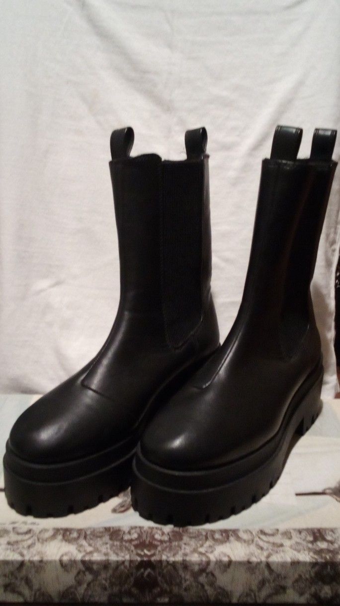 Women's Divided H&M Platform Boots