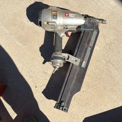 Nail Gun 60$ 
