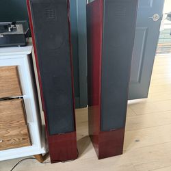 Martin Logan speakers set