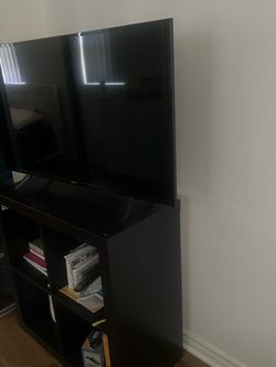 Tv & cube storage
