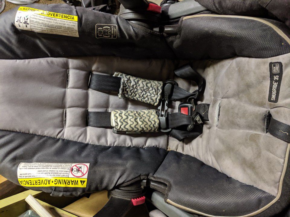 Graco Stroller, Car Seat, And Car Base Combo