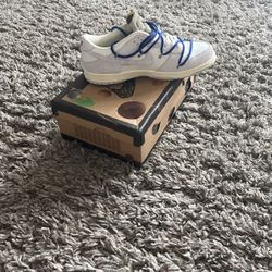 Off White Dunk Low Lot 32