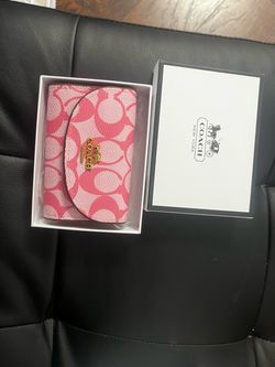 Women’s designer wallets