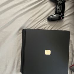 PS4 Slime 1tb With Controller